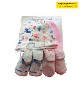 Infant Baby Girls and Boys Cap and Socks Combo Set, 0 - 6 Months 3