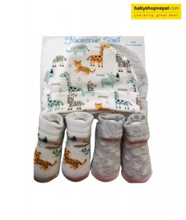 Infant Baby Girls and Boys Cap and Socks Combo Set, 0 - 6 Months 4