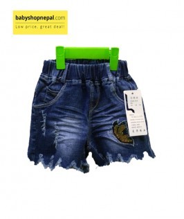 Butterfly Embellished Zig Zag Shorts For Girls-1